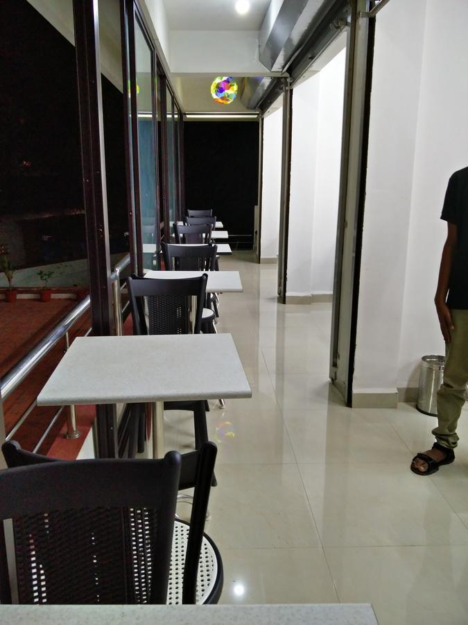 Hotel Dewa Goa Dabolim Exteriér fotografie
